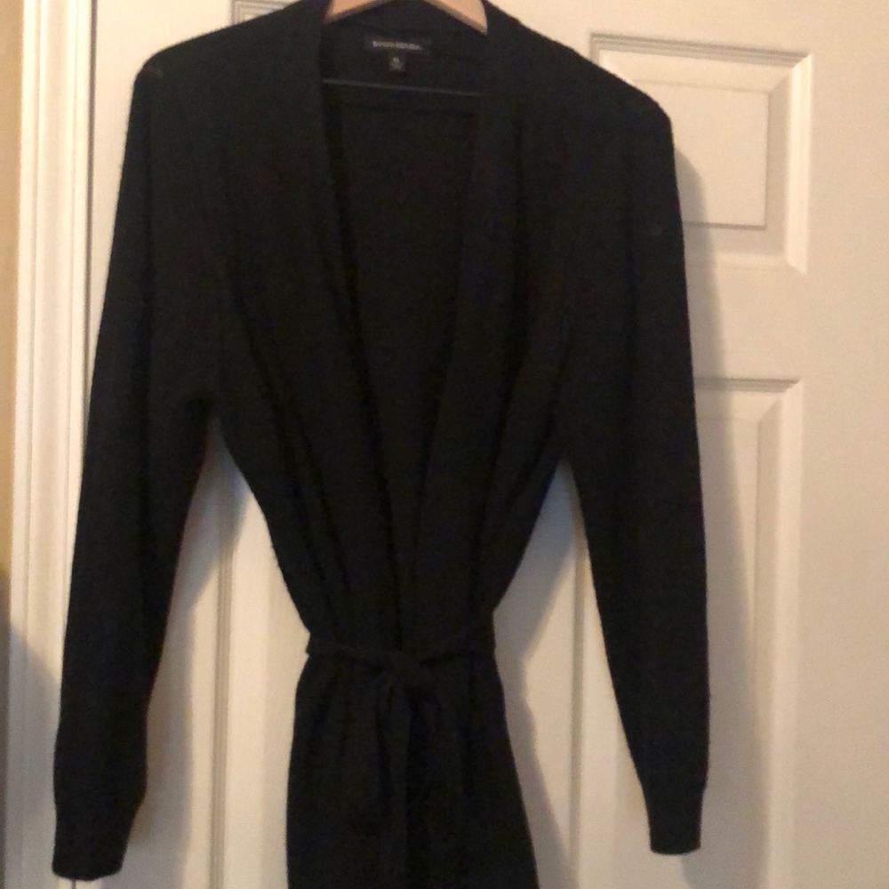 Black BR sweater